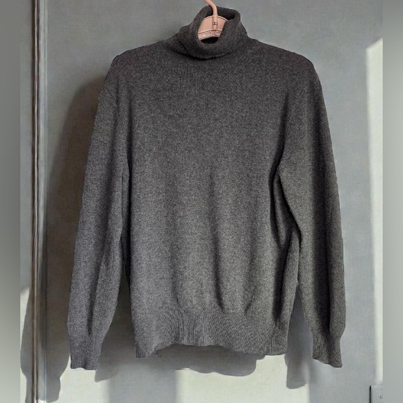 Theory Sweaters - Theory Cashmere Sweater Turtleneck Sz P Gray Minimalist Lightweight Top XS Women